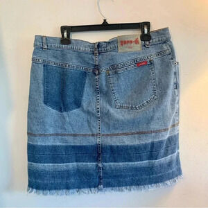 Zana di Denim Skirt Size 20 Y2K